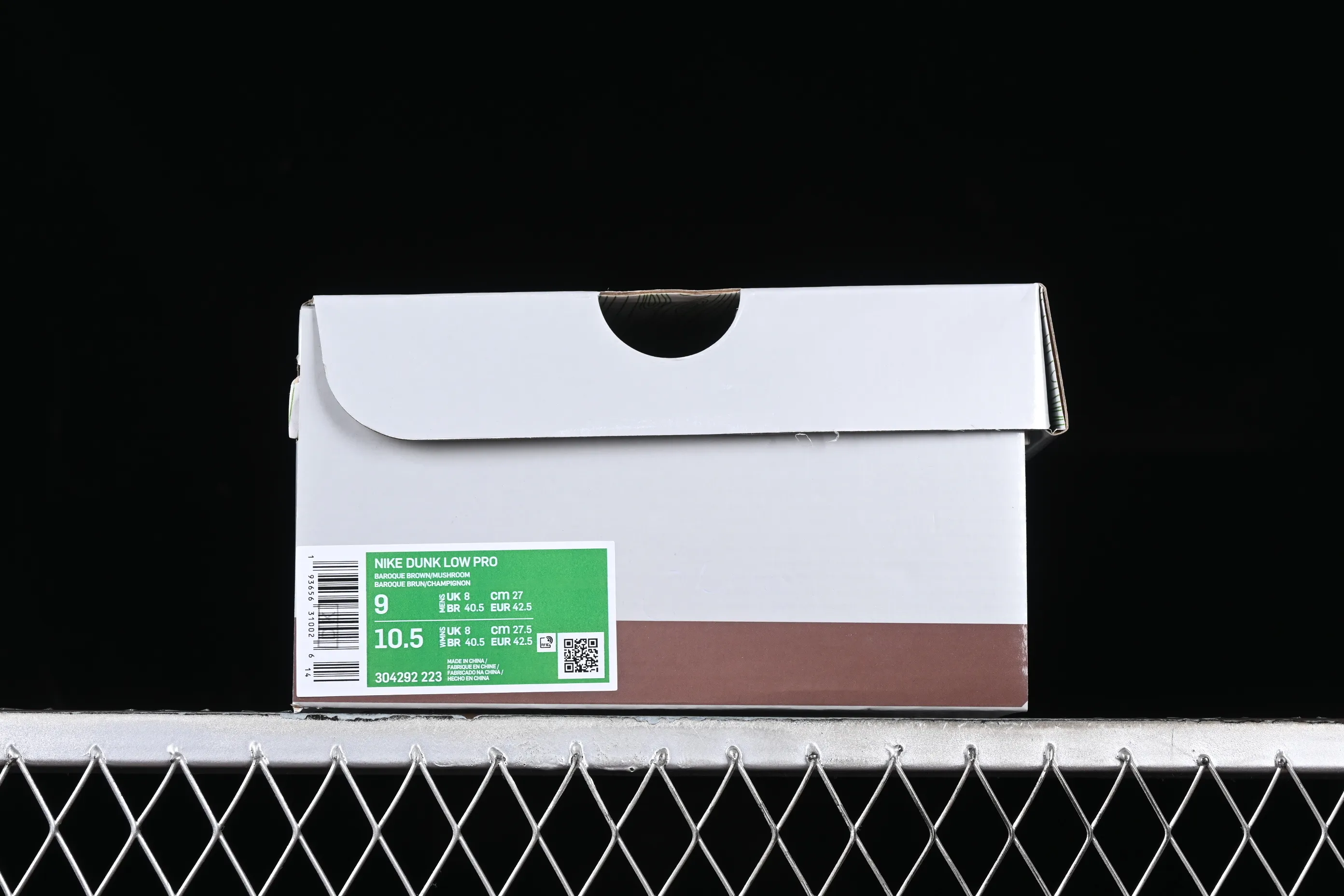 All Categories Nk SB Dunk Series Nk SB Dunk Low Low-top sneakers Pure original Nk SB Dunk Low Brown plaid SB smashed backboard fashion casual sneakers 304292-223